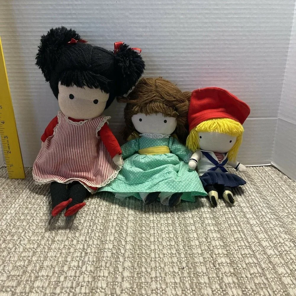 Vintage Set of 3 girl‎ female ragdolls